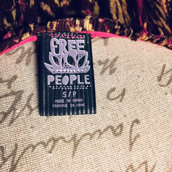 NWOT Free People patterned flouncy strappy tank S - Picture 7 of 8